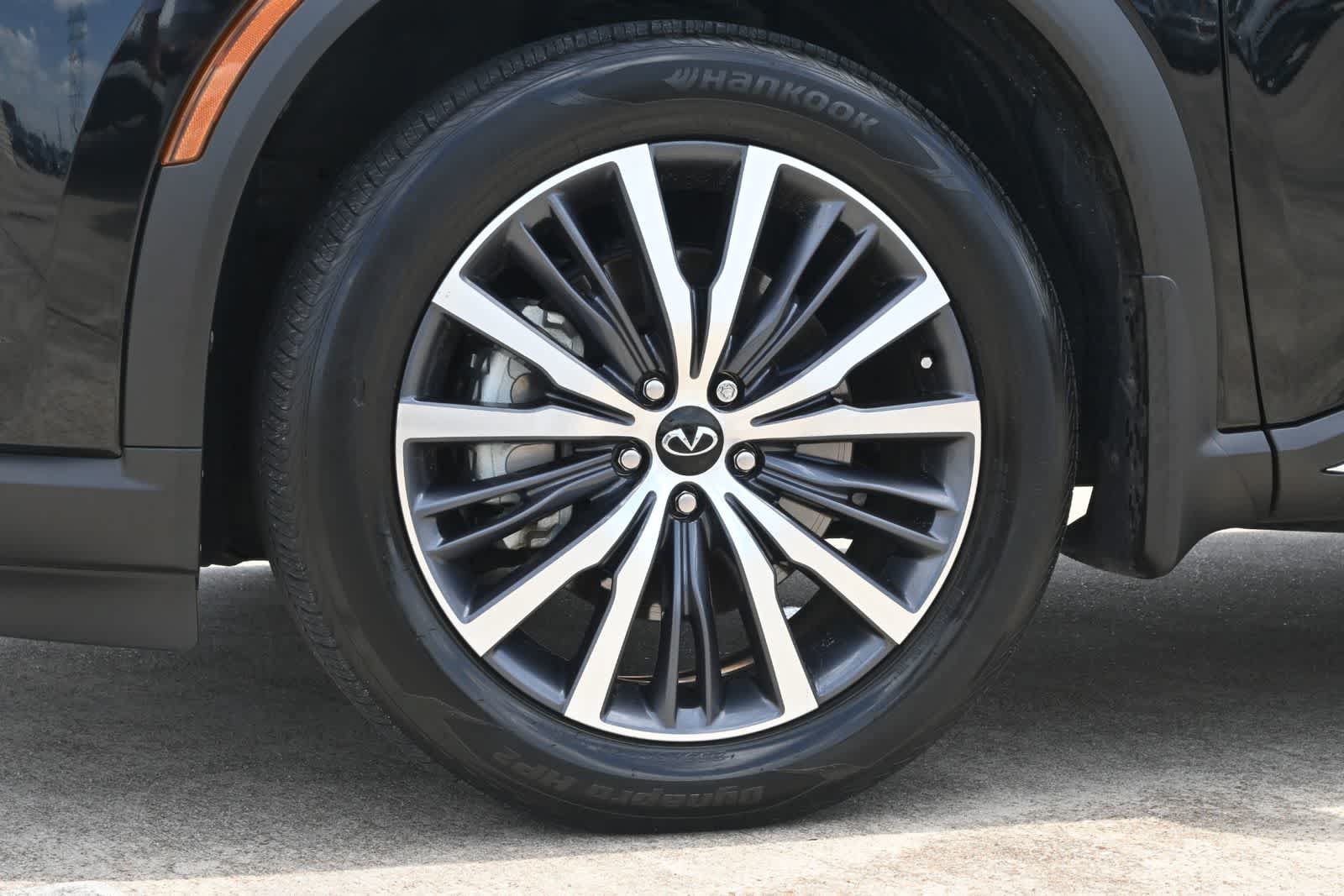 Used 2023 INFINITI QX60 Sensory w/ Vision Package AWD/4WD image 26
