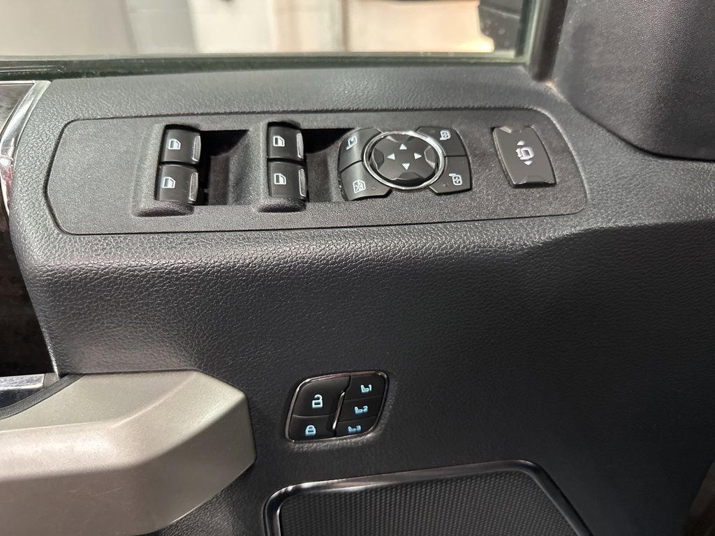 Used 2022 Ford F350 Lariat w/ Lariat Value Package image 18