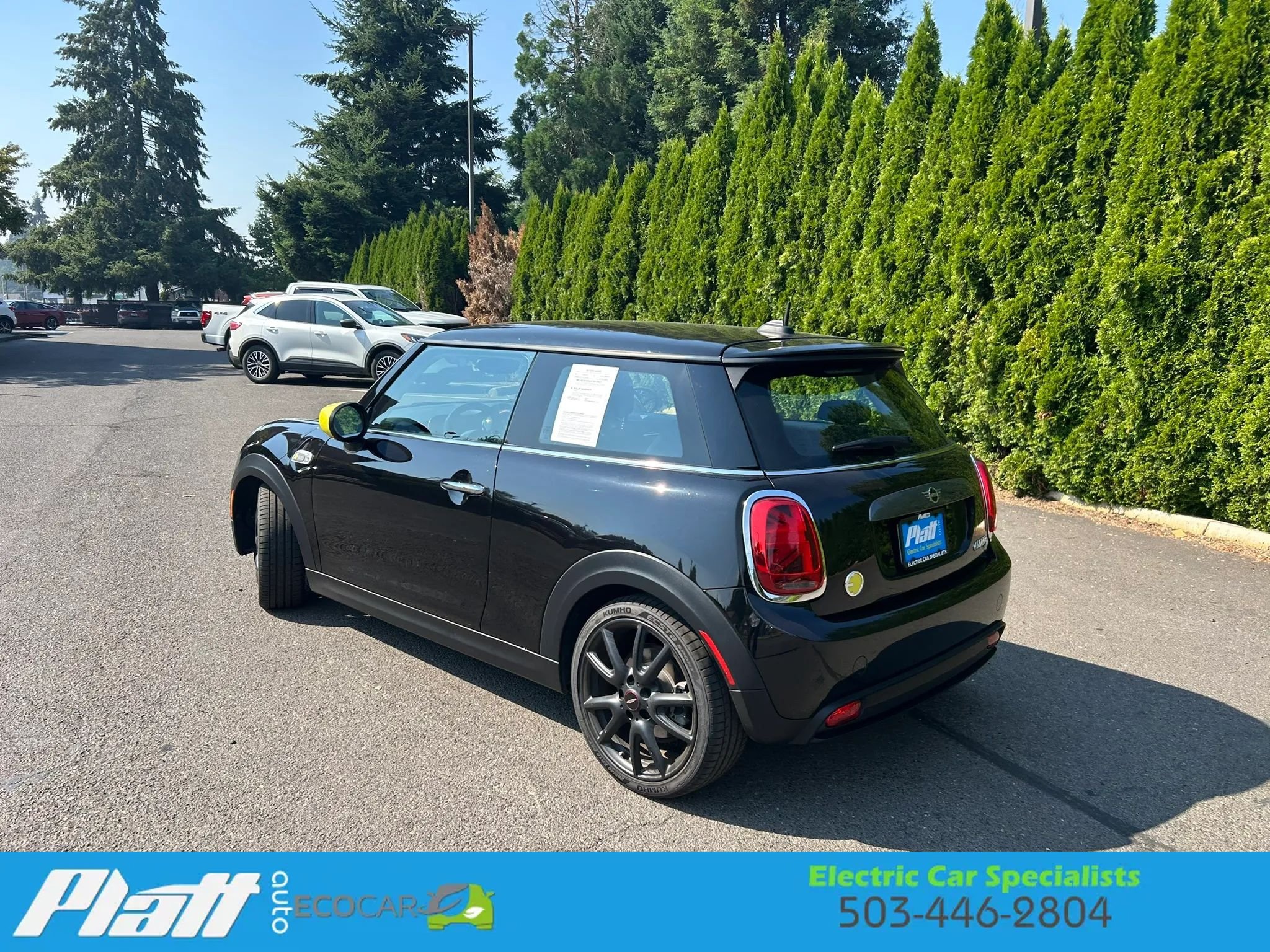 Used 2021 MINI Cooper SE w/ 6.5" Touchscreen Package FWD image 3