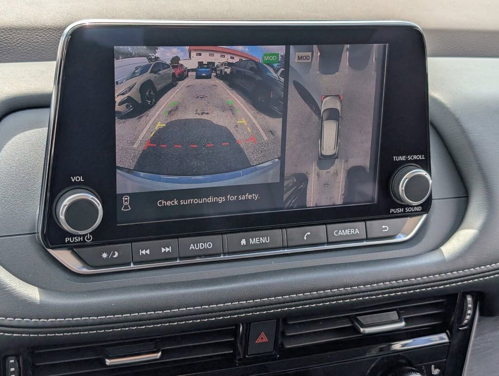 Used 2021 Nissan Rogue SL image 21