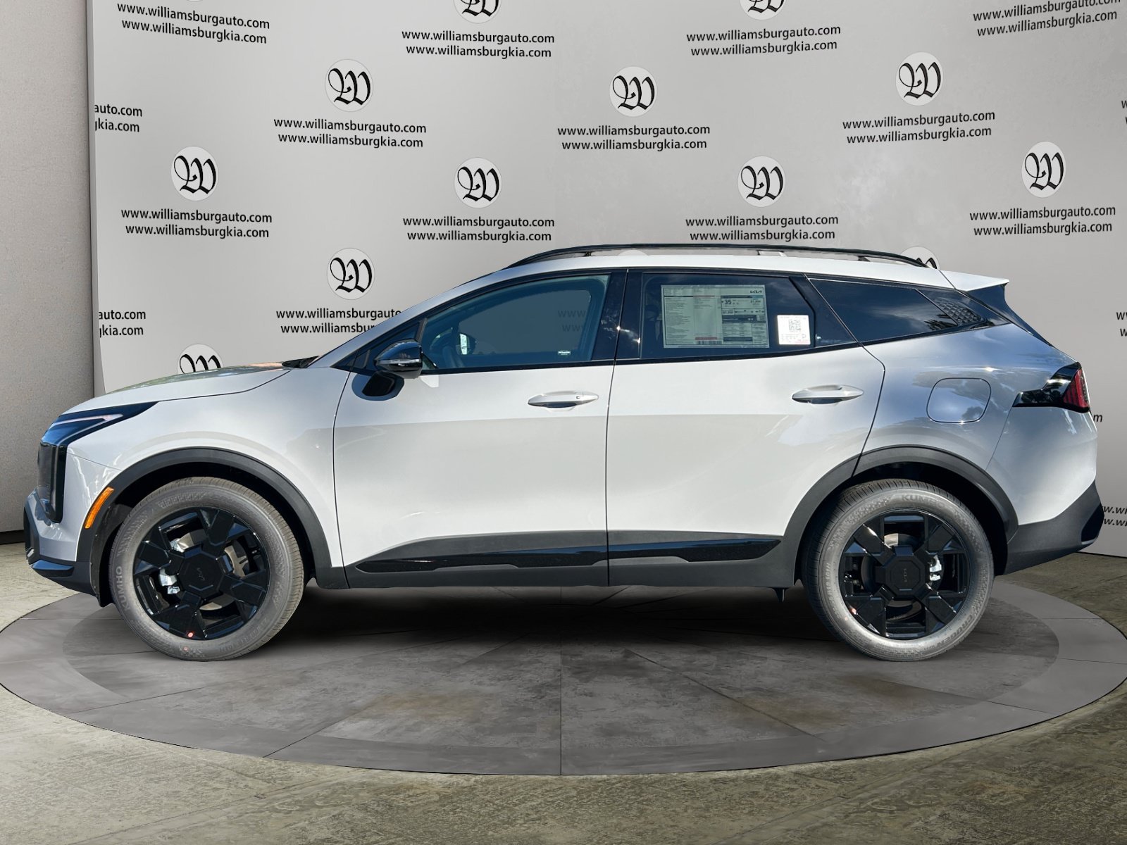 New 2027 Kia Sportage X-Line AWD/4WD image 2