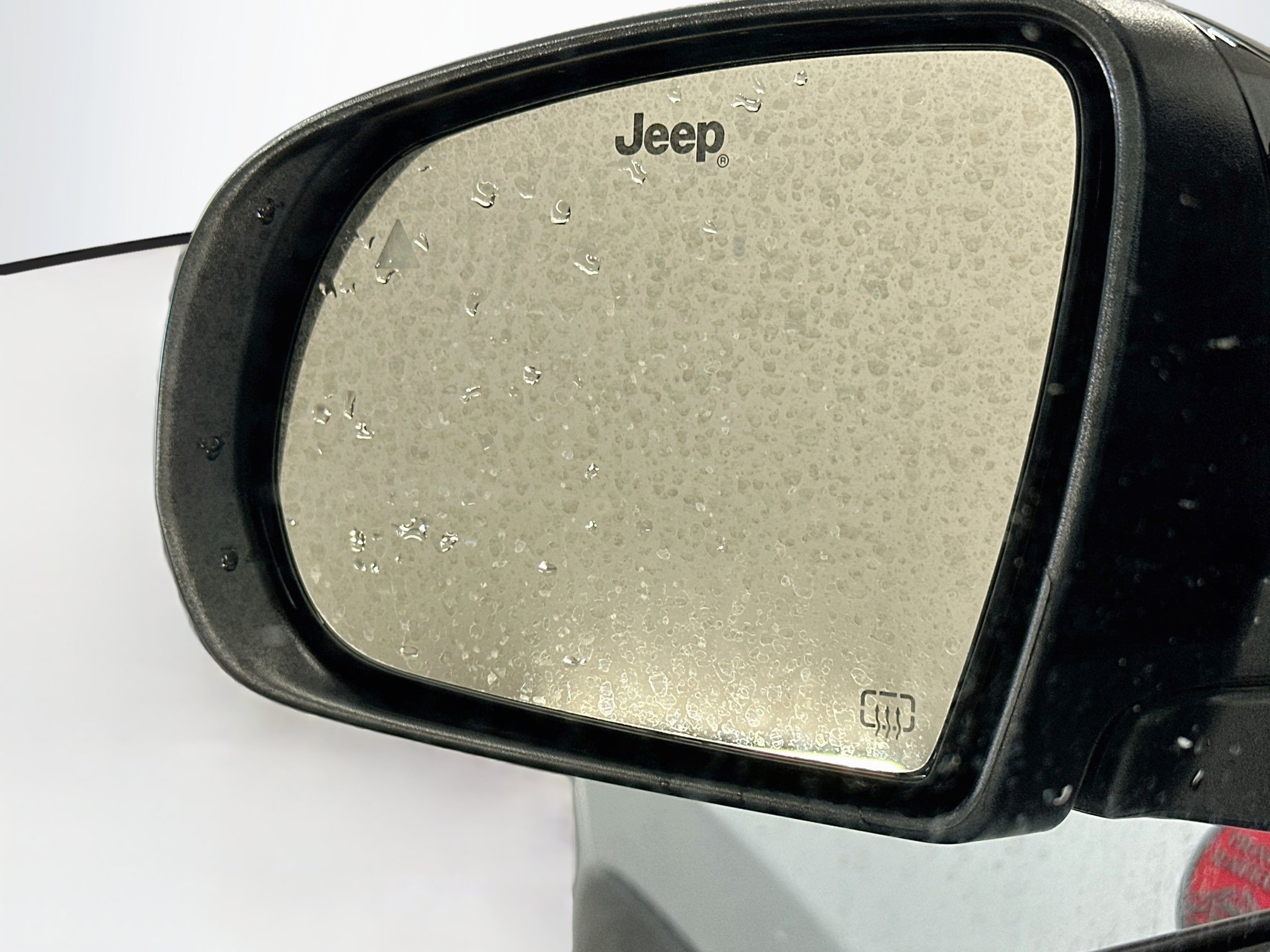 Used 2025 Jeep Compass Trailhawk AWD/4WD image 16
