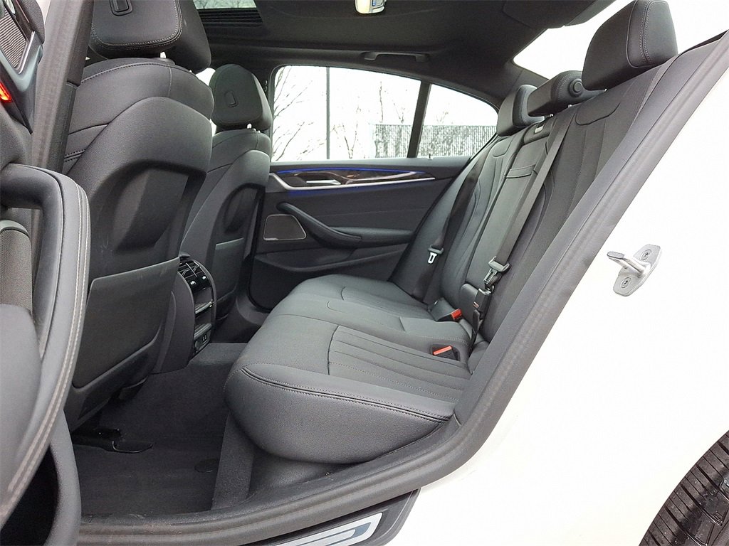 Certified 2023 BMW 530i xDrive w/ Premium Package image 13