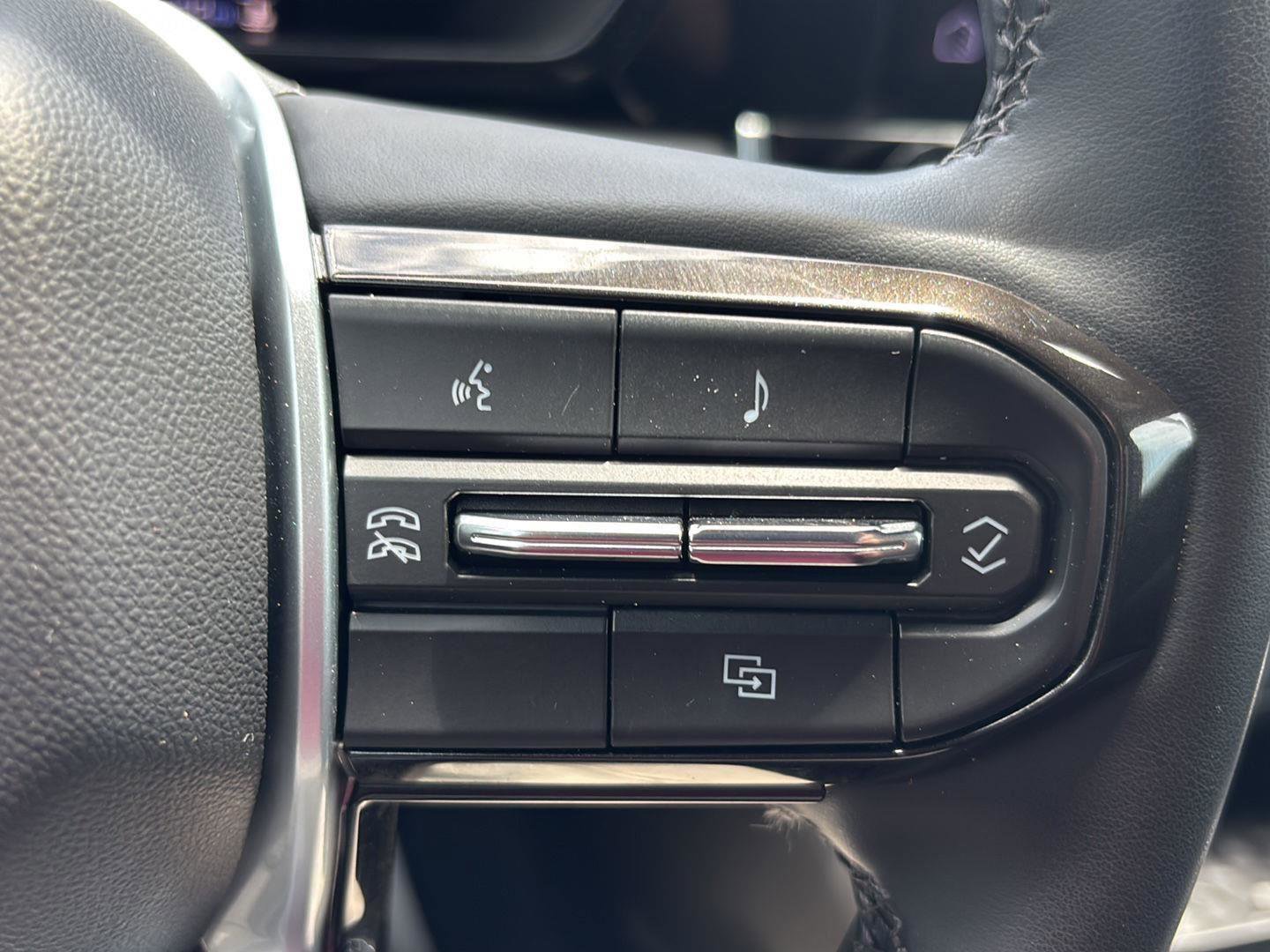 Certified 2023 Chevrolet Colorado LT w/ LT Convenience Package image 28