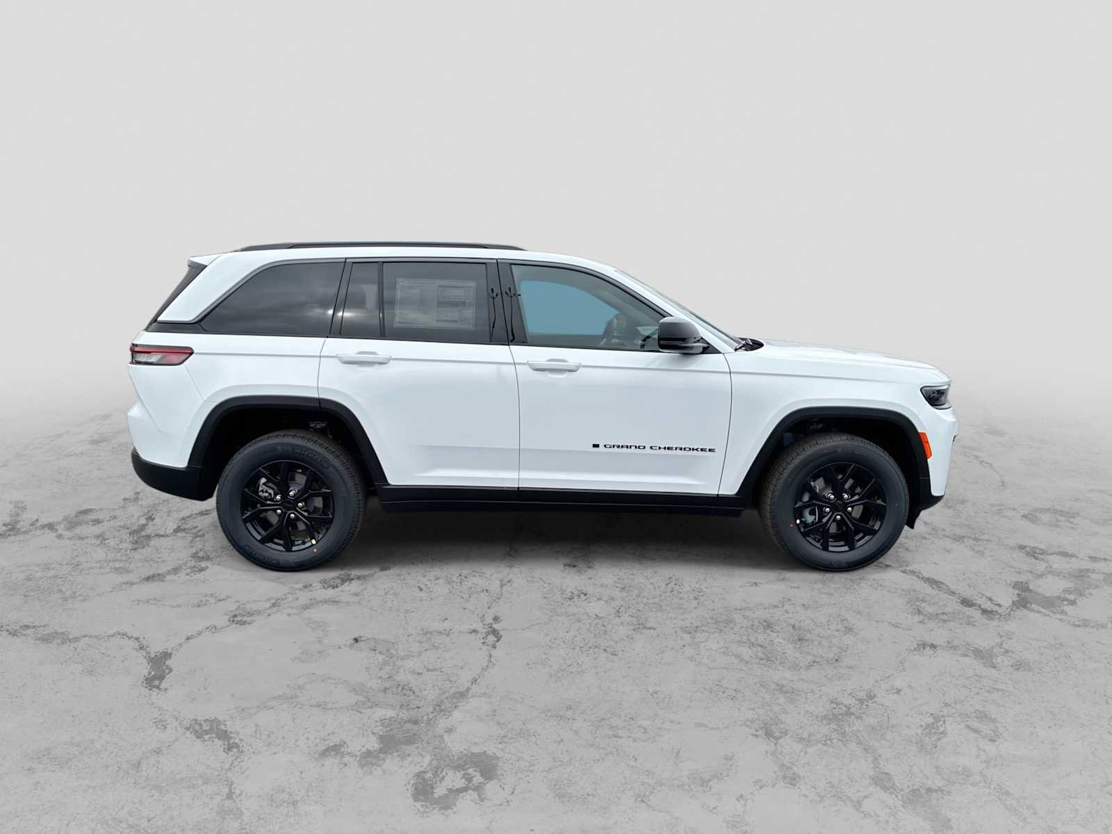 New 2026 Jeep Grand Cherokee Altitude AWD/4WD image 9