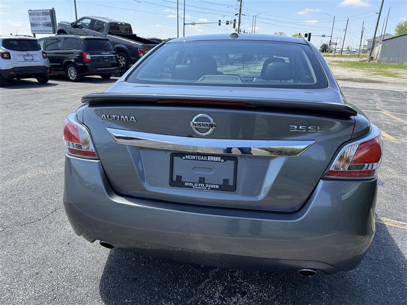 Used 2015 Nissan Altima 3.5 SL FWD image 4