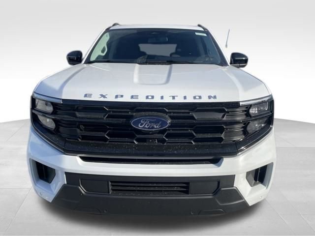 New 2026 Ford Expedition Active RWD image 9