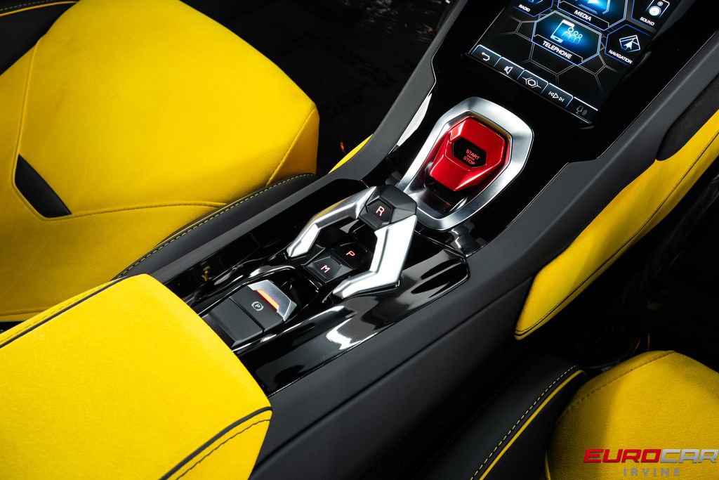 Used 2022 Lamborghini Huracan EVO image 31