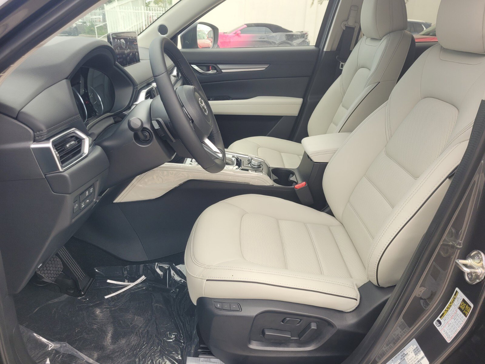 New 2025 MAZDA CX-5 AWD 2.5 S w/ Premium Plus Pkg image 3