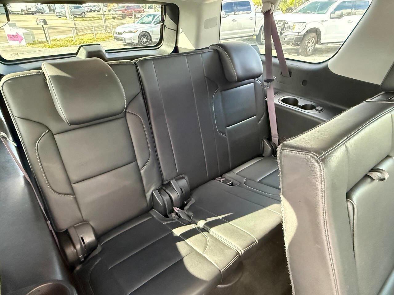 Used 2017 Chevrolet Suburban LT image 21