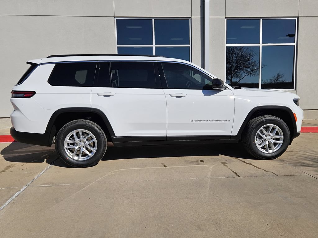 New 2026 Jeep Grand Cherokee L 2WD image 2