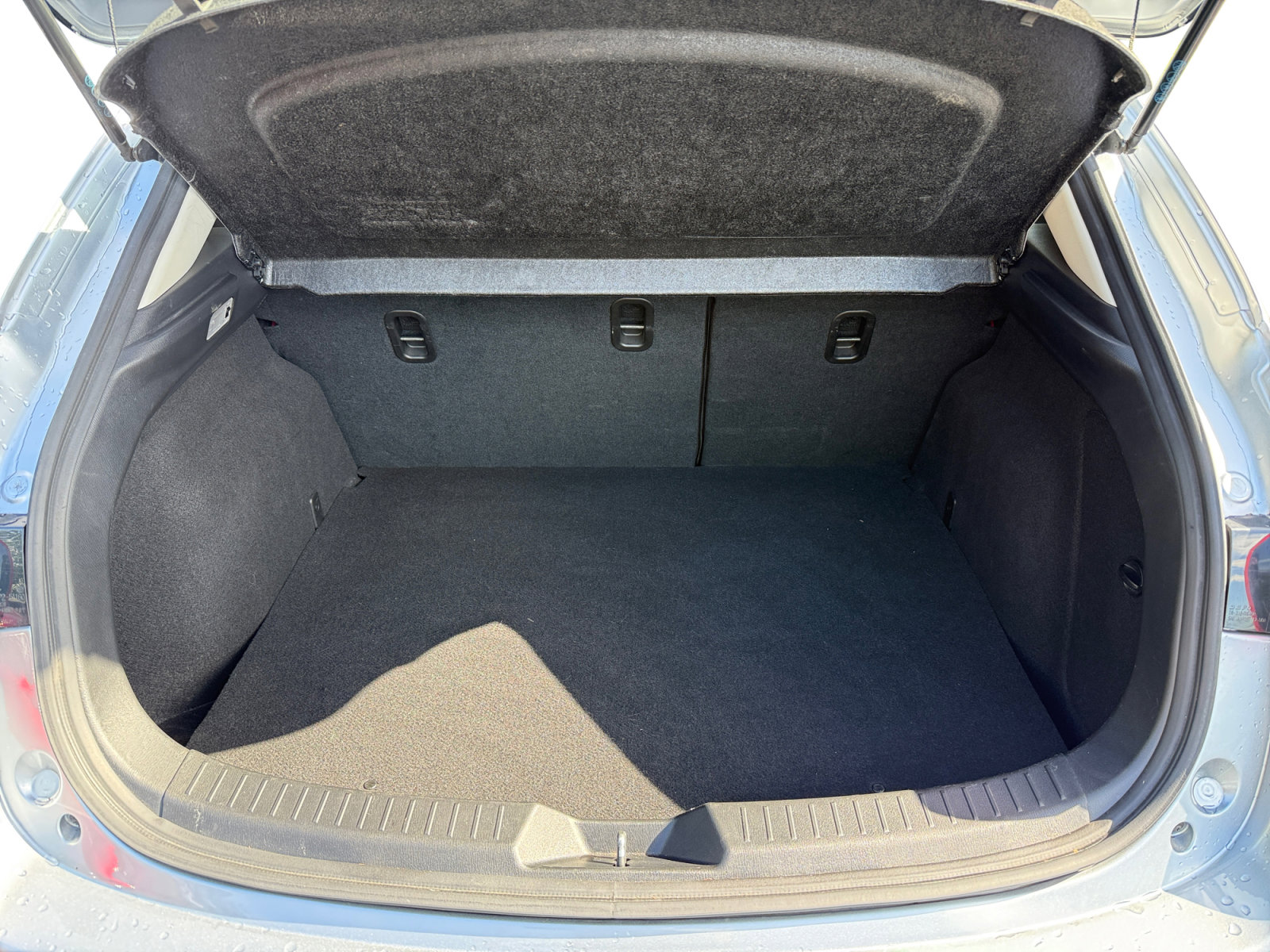 Used 2017 MAZDA MAZDA3 Touring FWD image 17