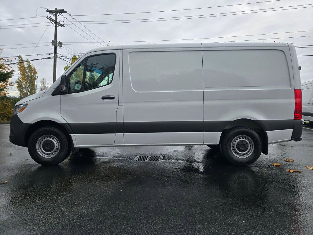 New 2026 Mercedes-Benz Sprinter 144 Cargo image 3