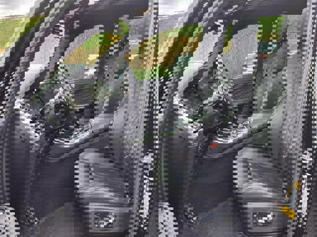 Used 2021 BMW X5 M w/ Executive Package image 54