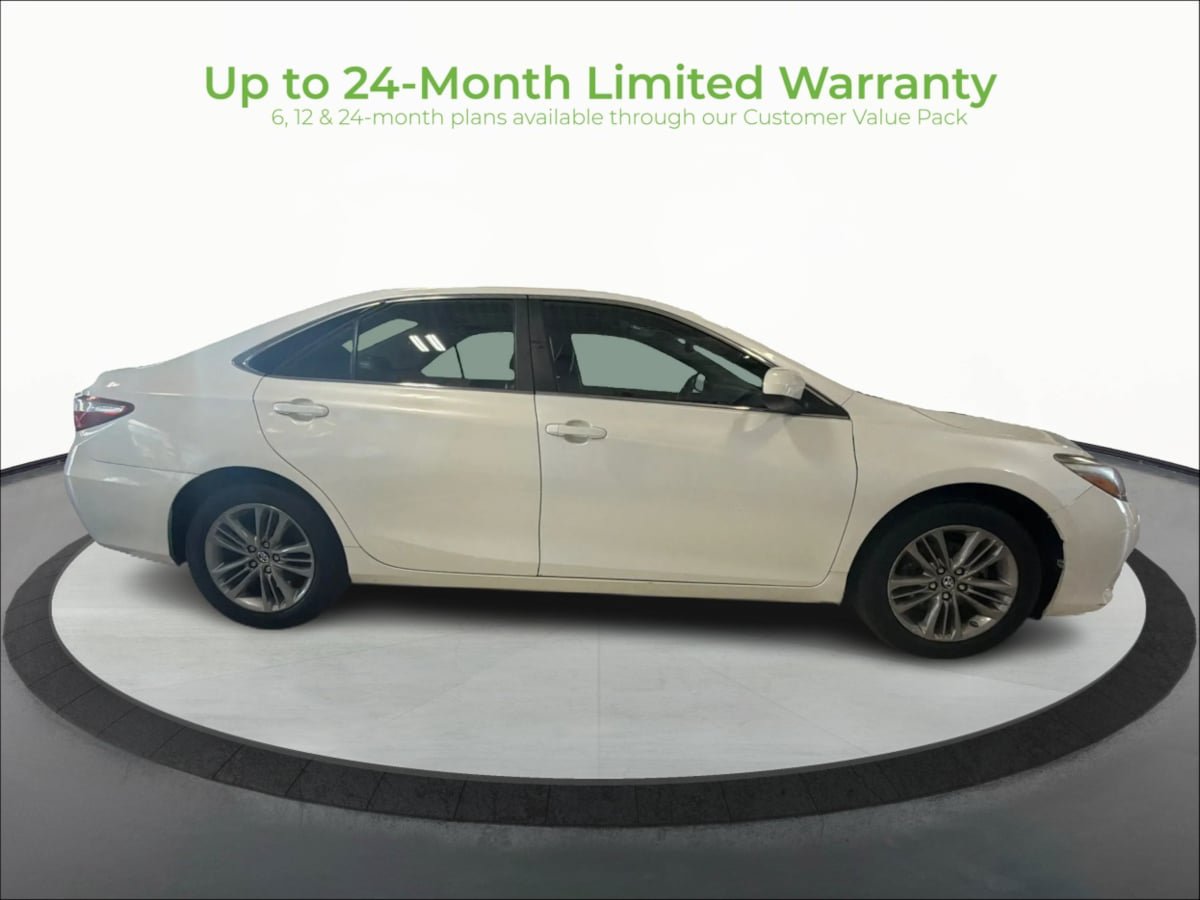 Used 2017 Toyota Camry SE w/ Moonroof Package FWD image 8