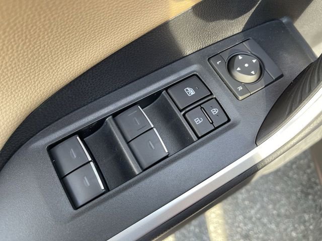 New 2025 Toyota RAV4 Limited image 4