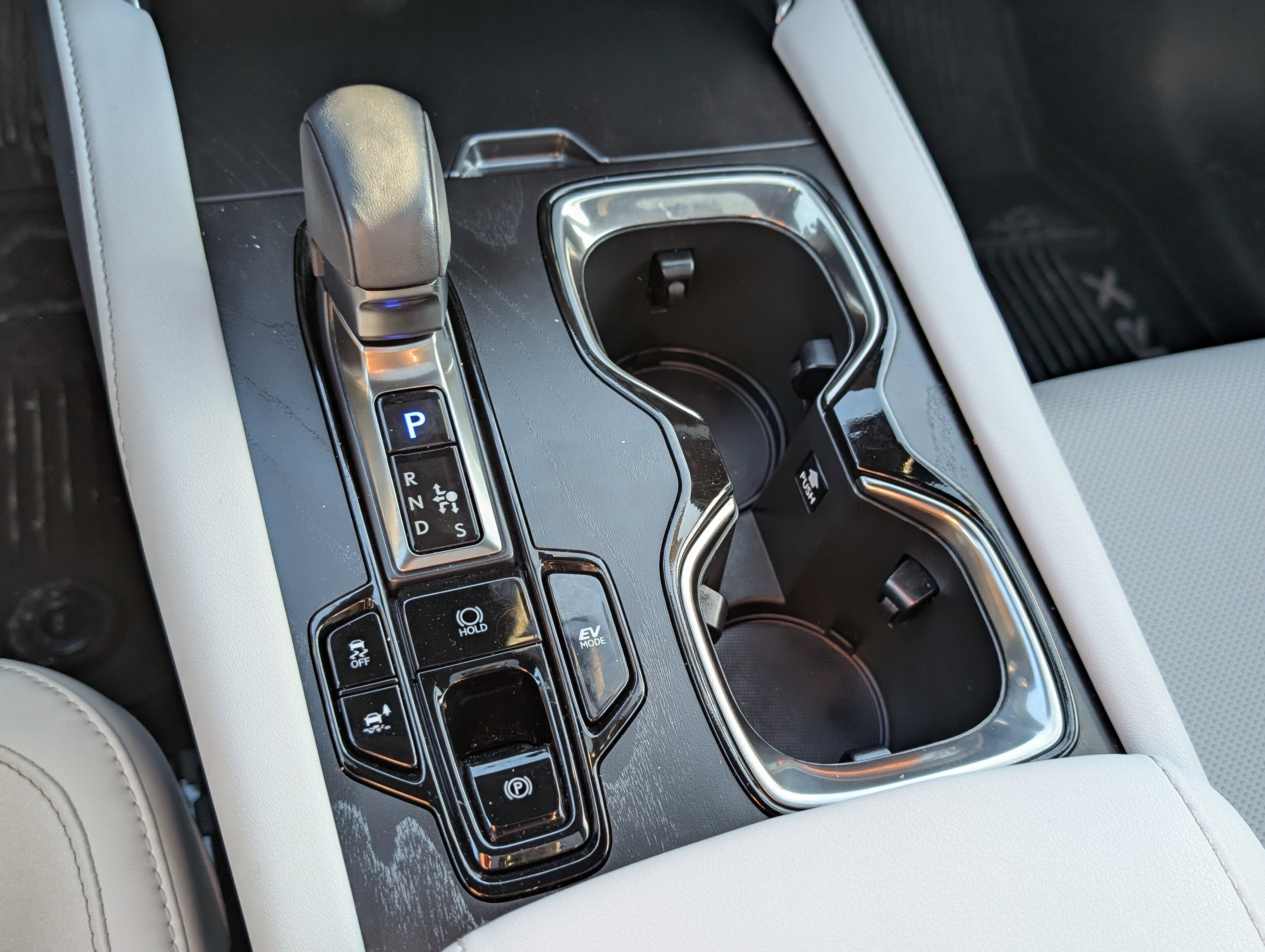 Certified 2023 Lexus RX 350h RX 350h Premium w/ Cold Area Package image 24