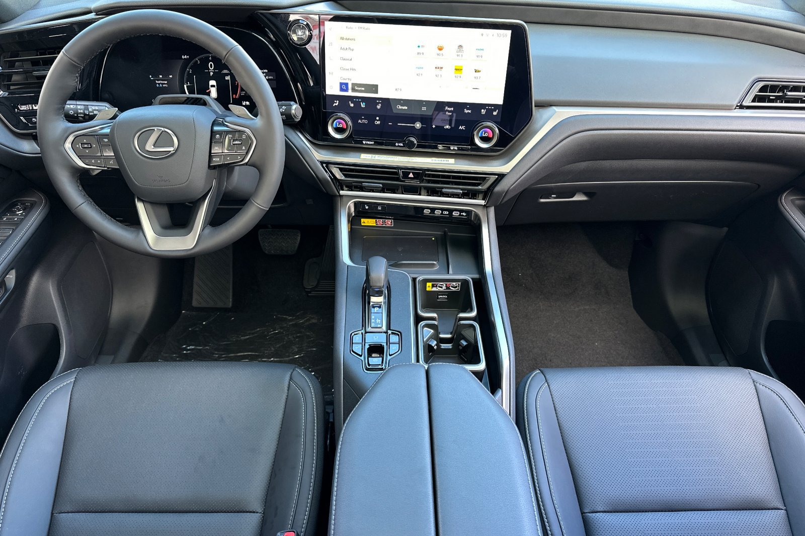 Used 2026 Lexus TX 350 AWD w/ Technology Package image 13