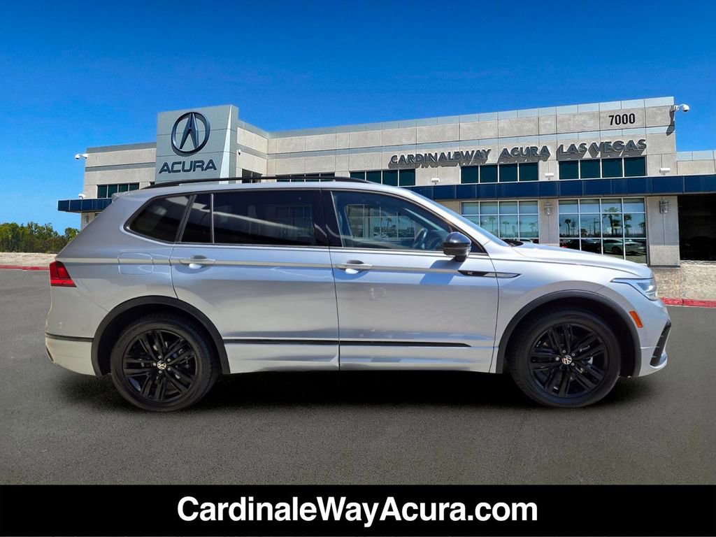 Used 2022 Volkswagen Tiguan SE R-Line FWD image 7