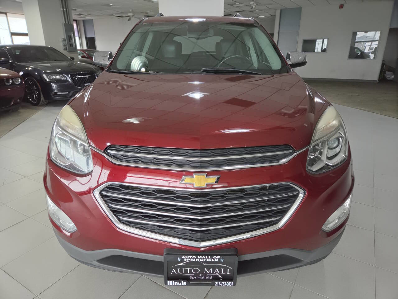 Used 2016 Chevrolet Equinox LTZ w/ Enhanced Convenience Package FWD image 2