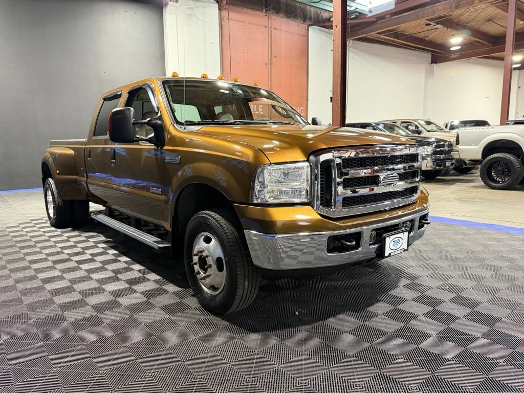 Used 2005 Ford F350 Lariat image 6