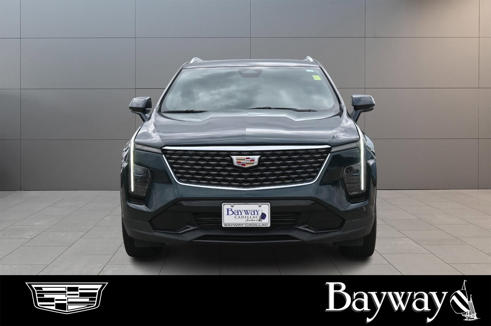 Used 2024 Cadillac XT4 Premium Luxury w/ Cold Weather Package FWD image 2
