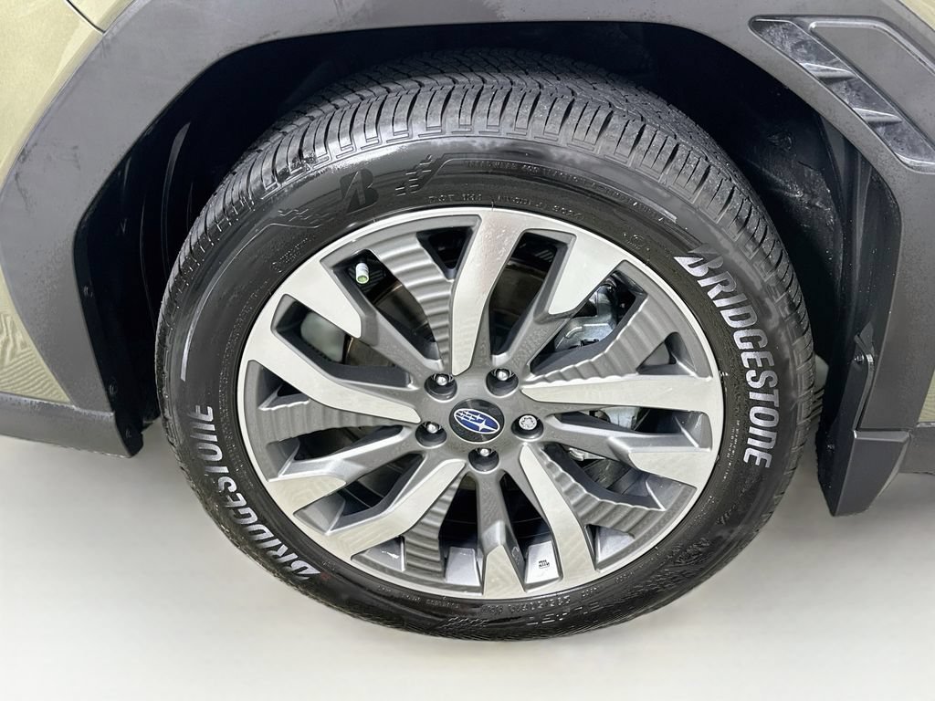 Used 2025 Subaru Forester Touring AWD/4WD image 24
