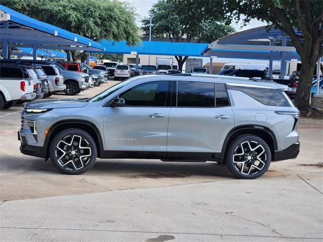 Used 2026 Chevrolet Traverse High Country w/ LPO, Floor Liner Package AWD/4WD image 13