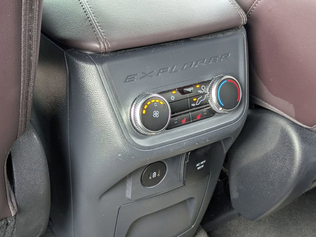 Used 2025 Ford Explorer Platinum w/ LUX Leather Package image 27