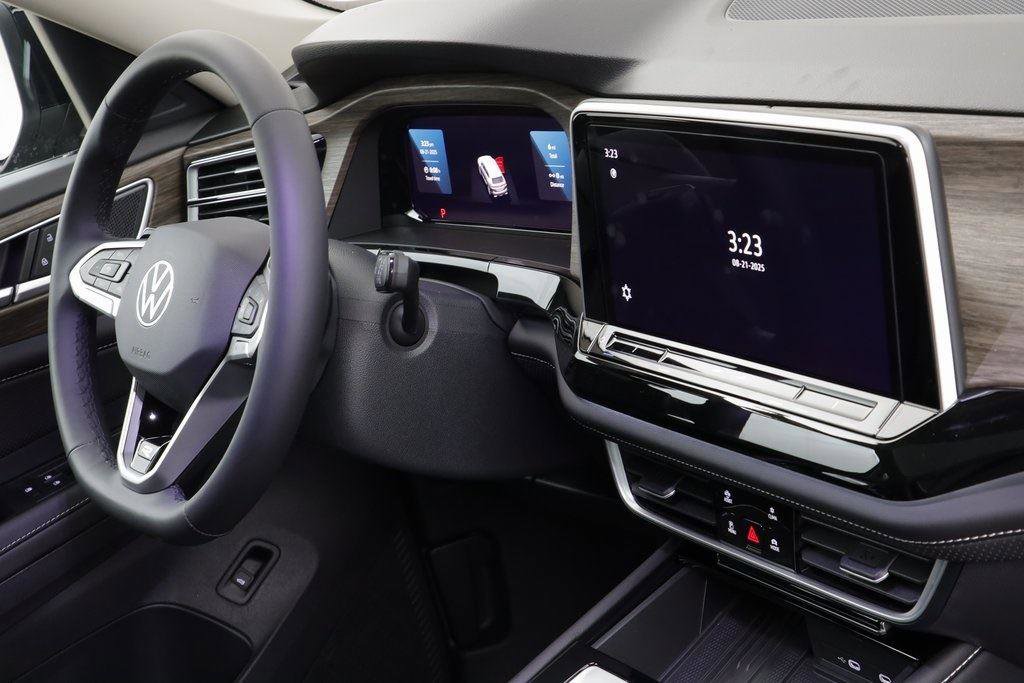 New 2026 Volkswagen Atlas SEL Premium R-Line image 22