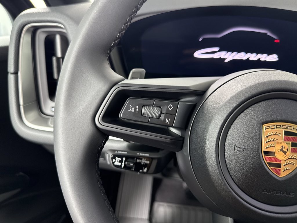 New 2026 Porsche Cayenne Coupe AWD/4WD image 37
