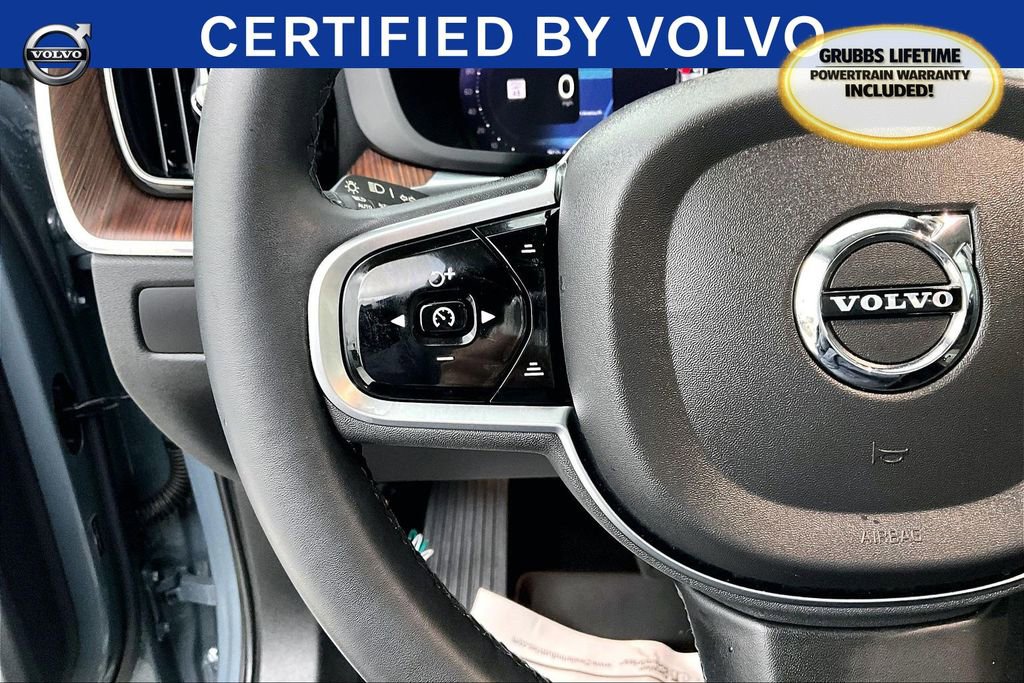 Used 2023 Volvo XC60 B5 Plus w/ Climate Package image 26