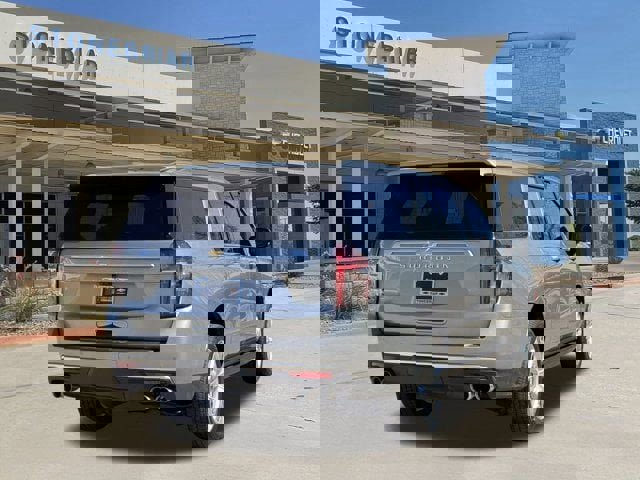 Used 2024 Chevrolet Suburban High Country w/ Premium Package image 6