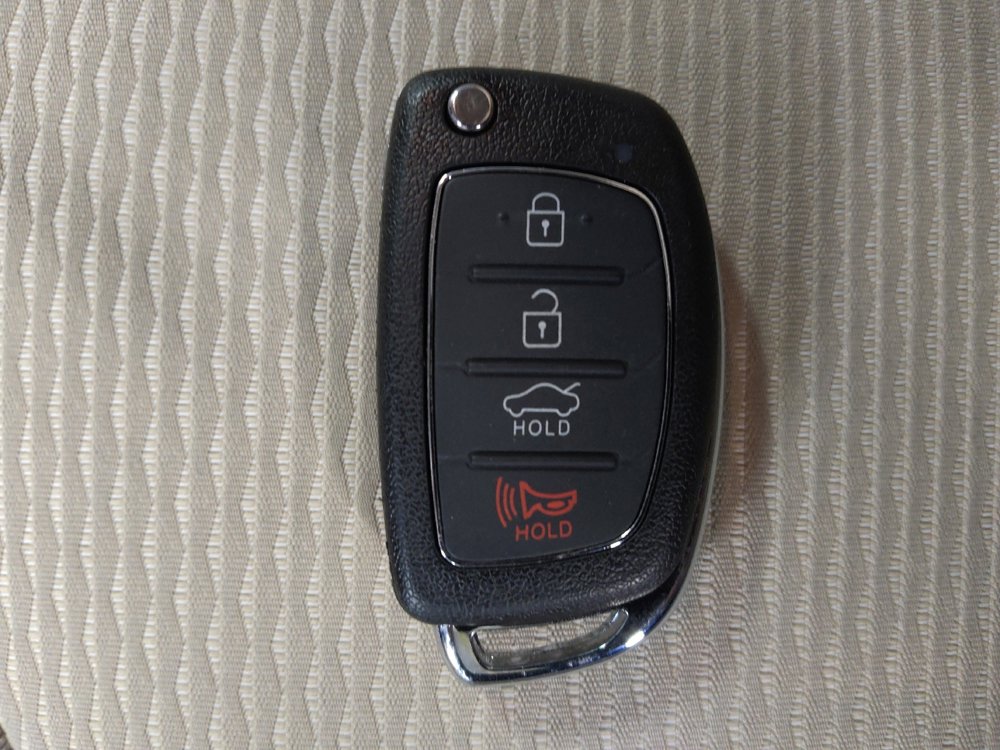 Used 2015 Hyundai Sonata SE image 32