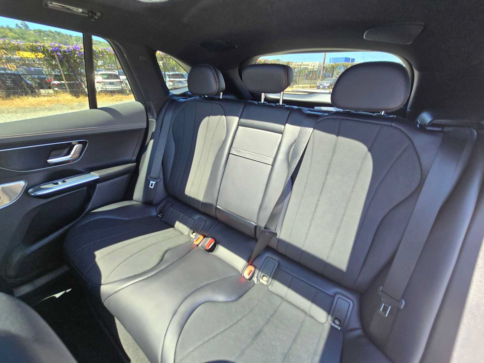 New 2026 Mercedes-Benz EQE 320 4MATIC SUV image 18
