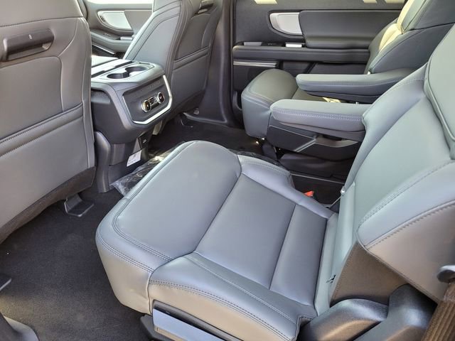 New 2026 Ford Expedition Max Active image 16