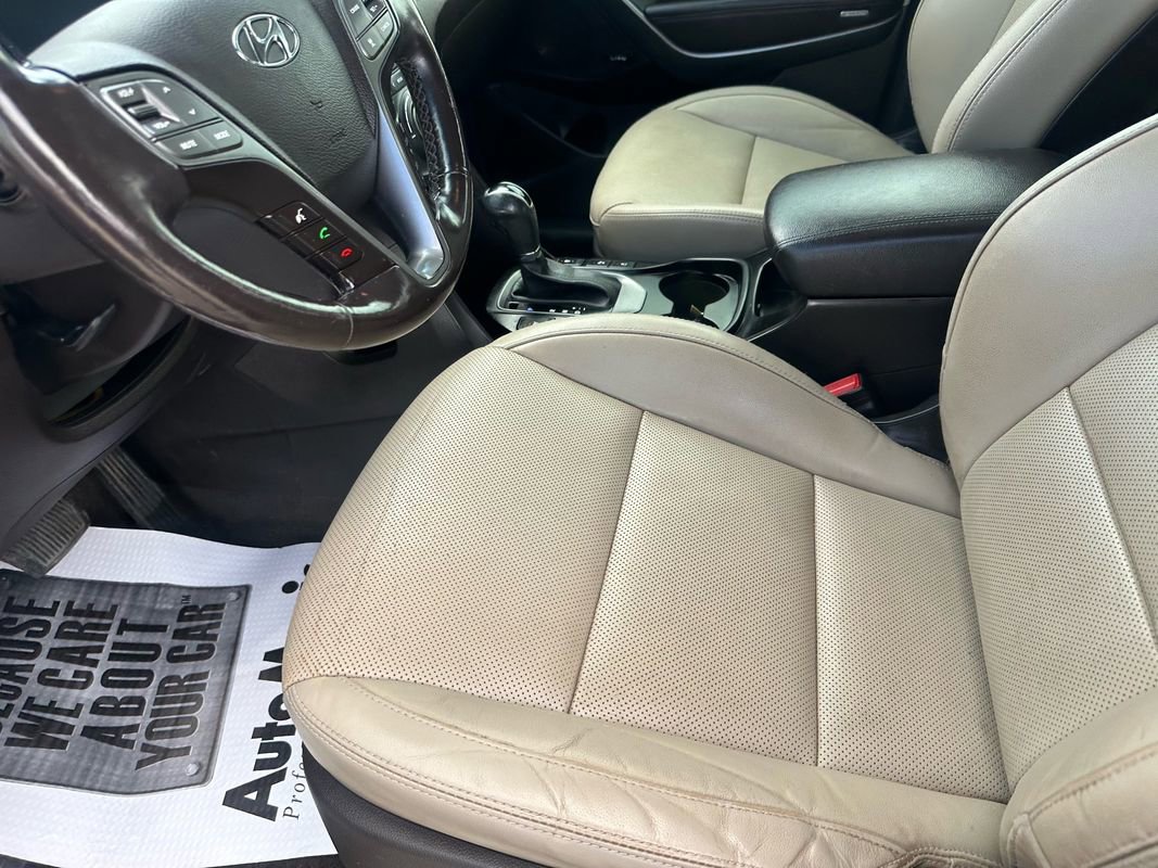 Used 2019 Hyundai Santa Fe XL AWD/4WD image 36