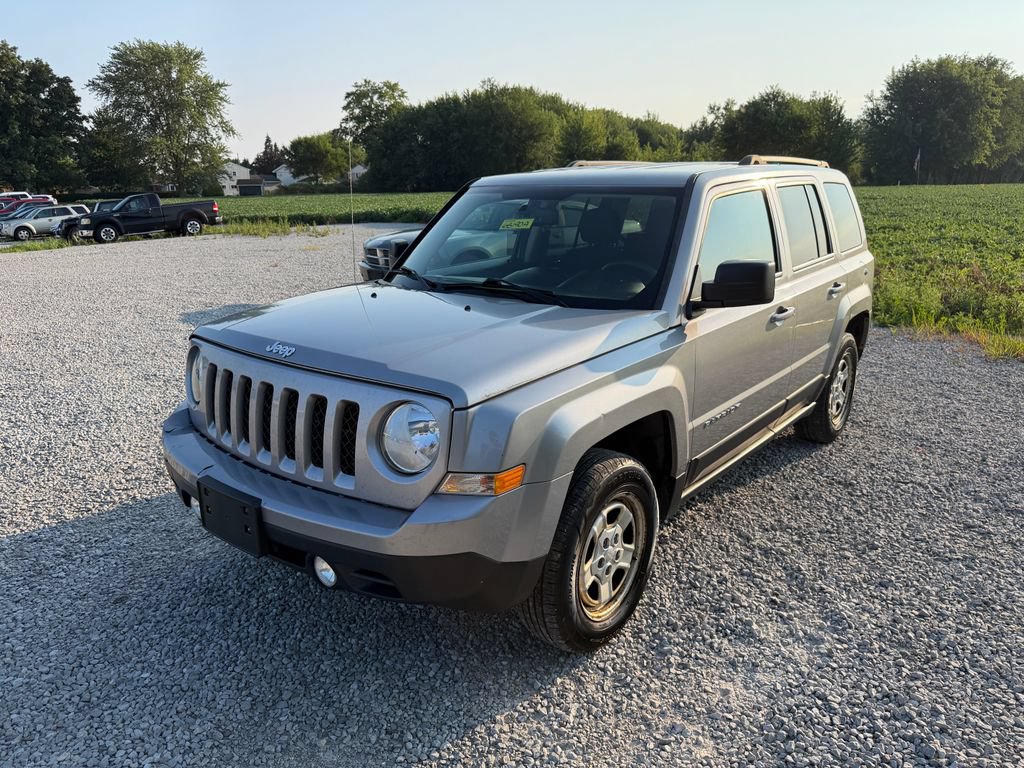 Used 2016 Jeep Patriot Sport w/ Power Value Group AWD/4WD image 27