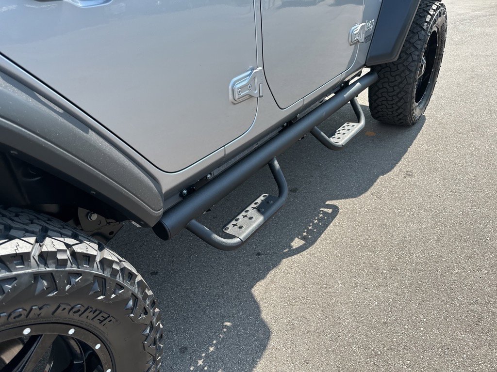 Used 2021 Jeep Wrangler Sport image 9