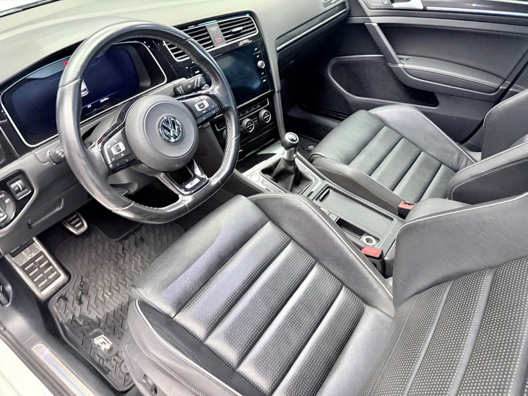 Used 2019 Volkswagen Golf R 4-Door AWD/4WD image 9