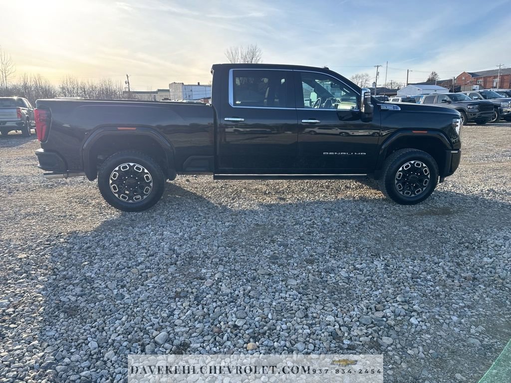 Used 2025 GMC Sierra 2500 Denali w/ Denali Reserve Package image 6