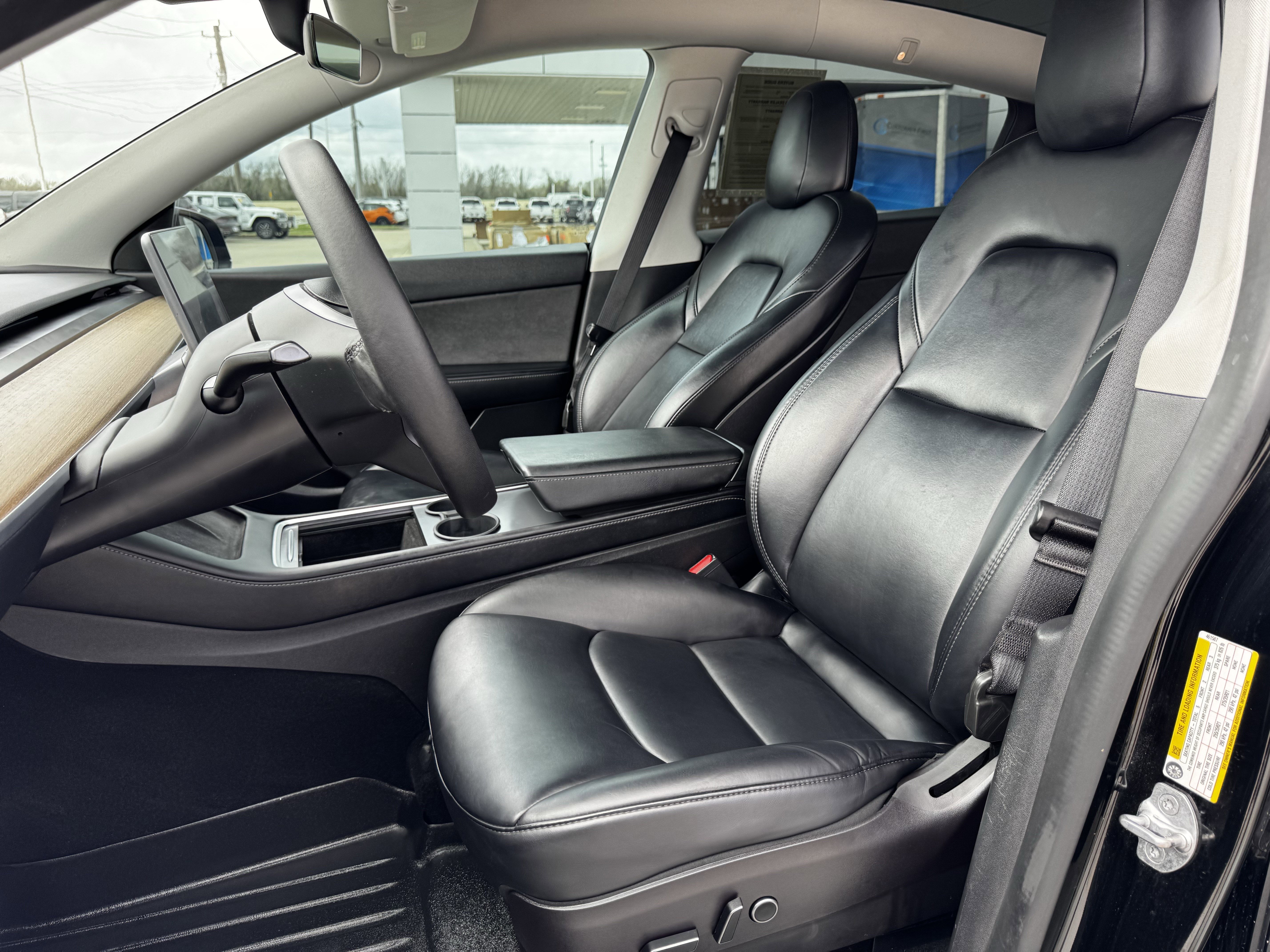 Used 2022 Tesla Model Y Performance image 26