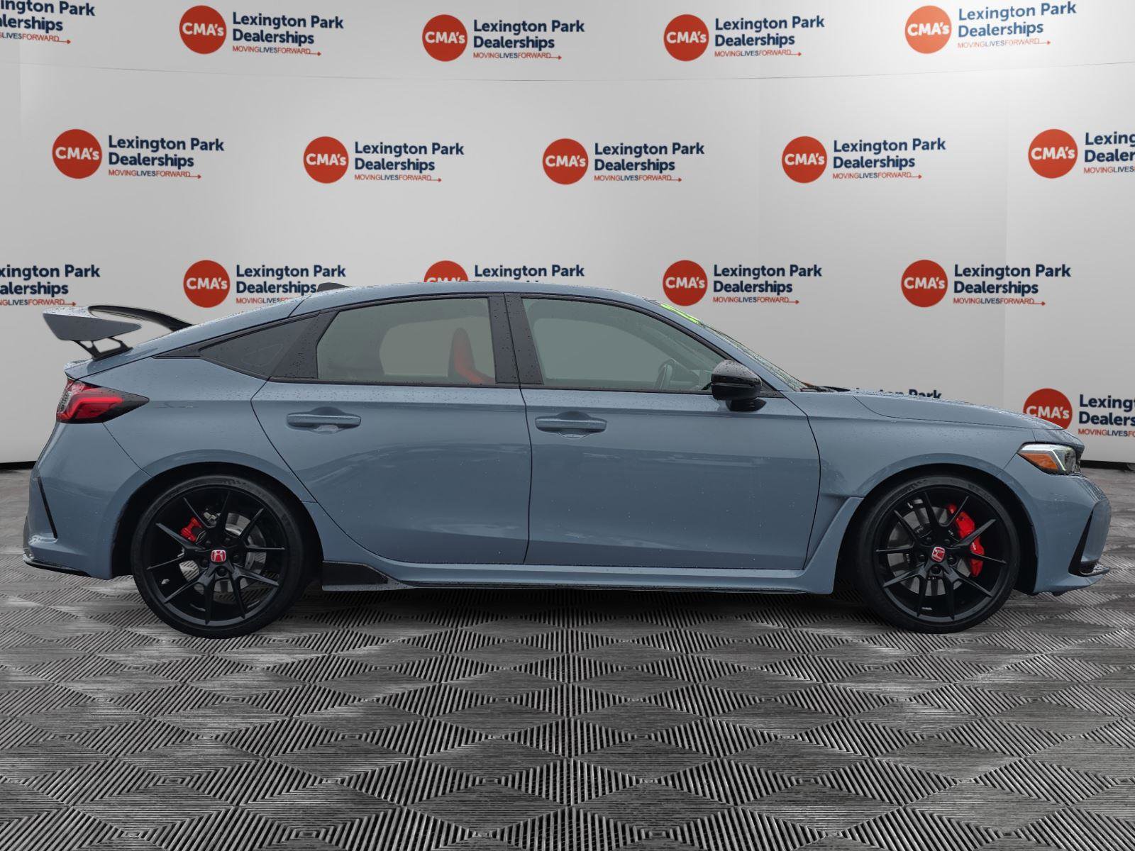 Used 2023 Honda Civic Type R image 8