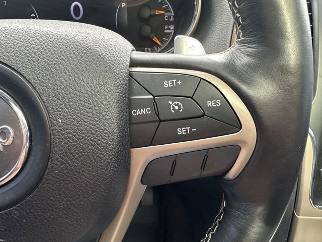 Used 2016 Jeep Grand Cherokee Limited w/ Luxury Group II image 16