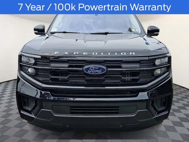 Certified 2025 Ford Expedition Active AWD/4WD image 2