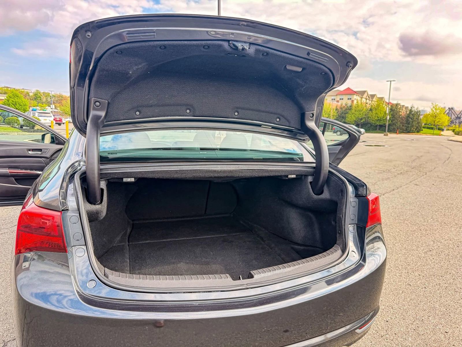 Used 2015 Acura TLX V6 SH-AWD w/ Technology Pkg image 22