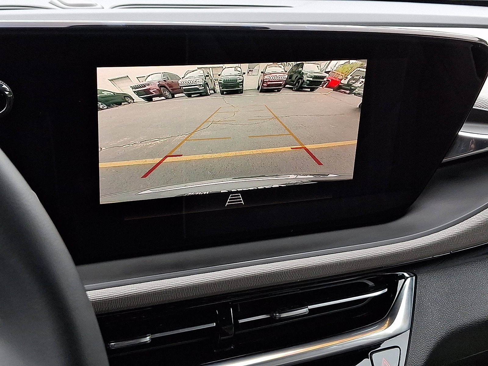 Used 2024 Buick Envista Avenir FWD image 17
