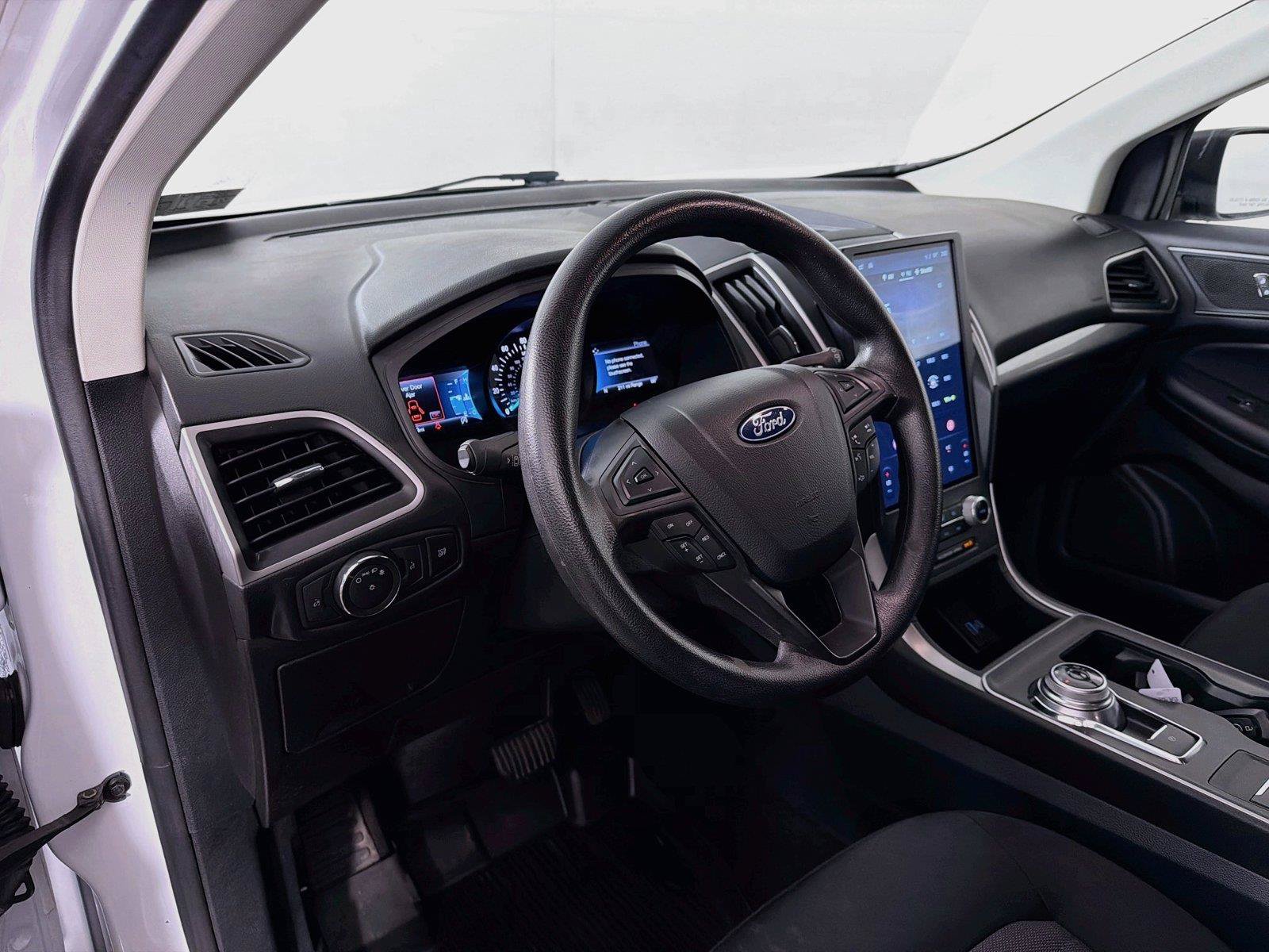 Used 2022 Ford Edge SE AWD/4WD image 16