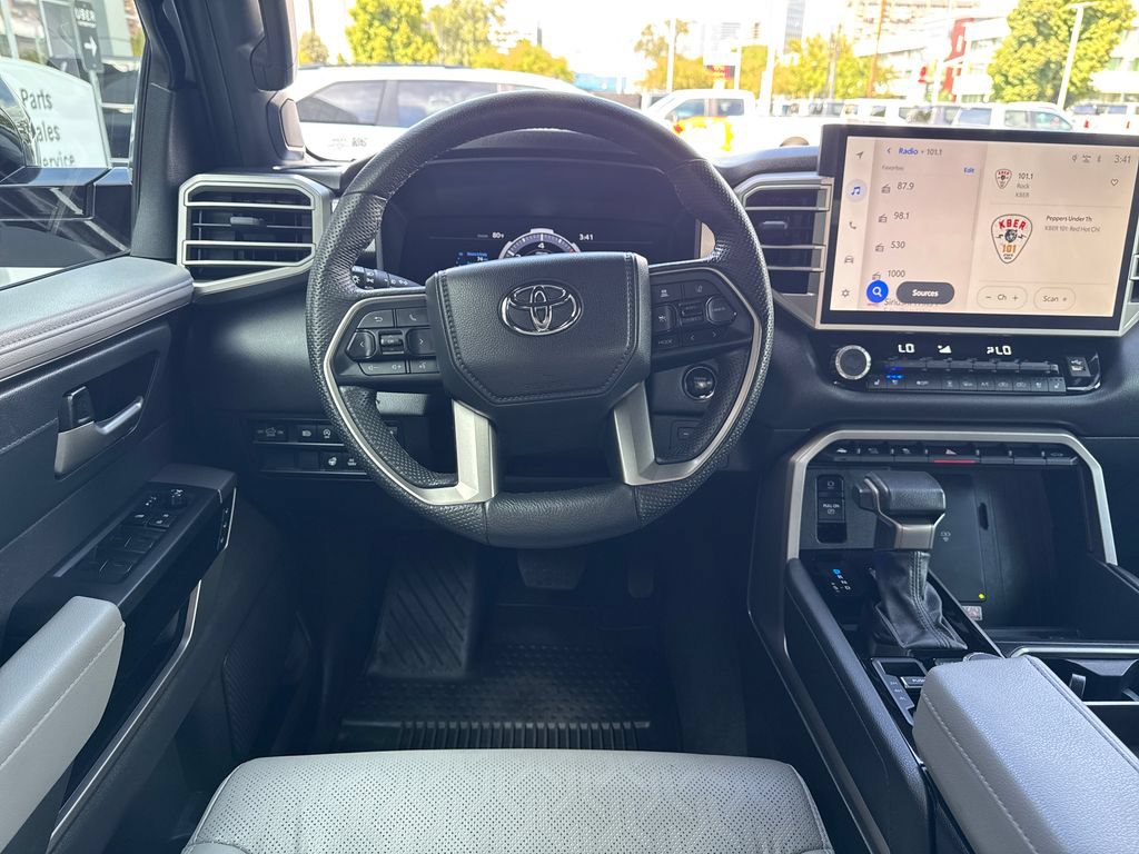 Used 2025 Toyota Tundra Limited AWD/4WD image 13