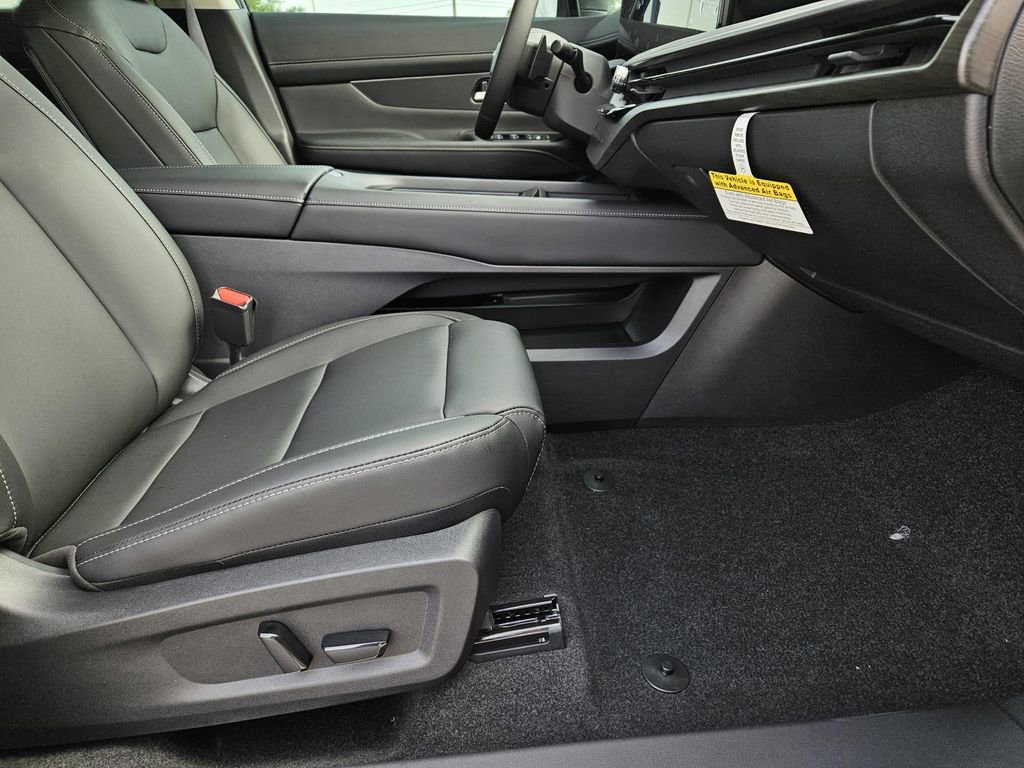 New 2025 Nissan Murano SV image 5